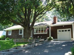 10 Beechwood Rd, Norwalk, CT 06854