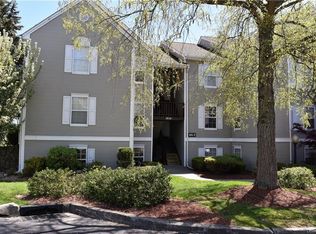 1139 Washington Grn, New Windsor, NY 12553