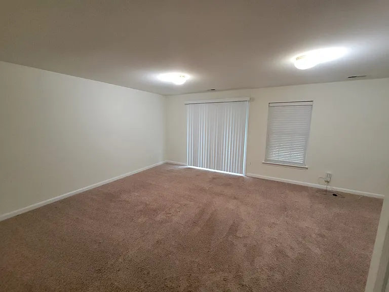 2840 Barrymore St #104 — Photo 11