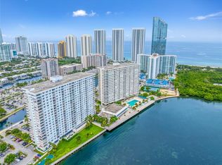 Arlen House, Sunny Isles Beach, FL 33160