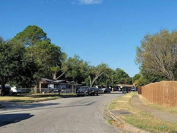 4th image of 12932 Spring Oak Dr