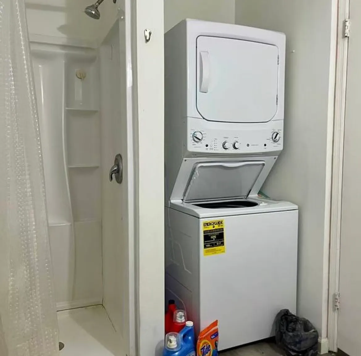 3 bed, 1263 sqft, $1,950 — Photo 4