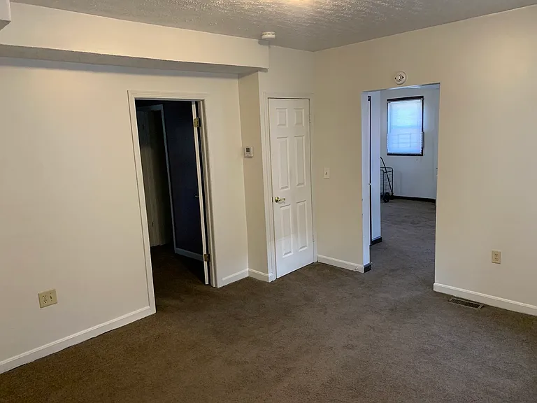 5001 McBride Ave — Photo 8