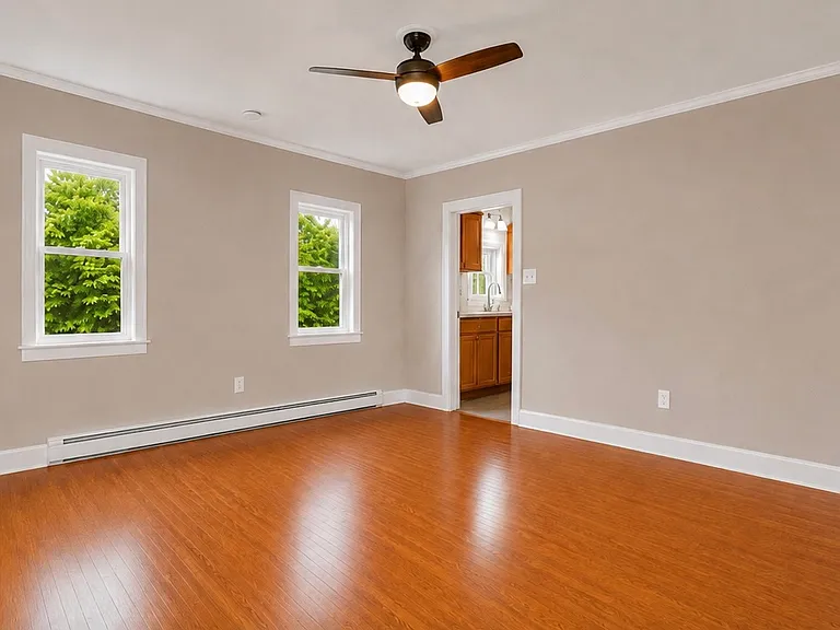 118 Court St #1 — Photo 11