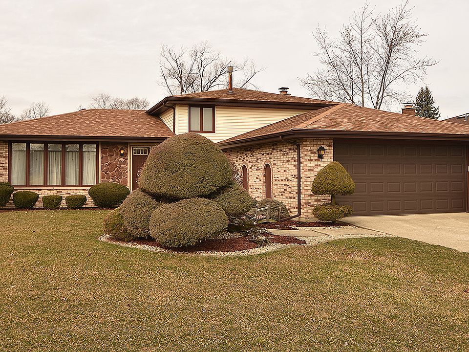 1st image of 12144 Meadowland Dr
