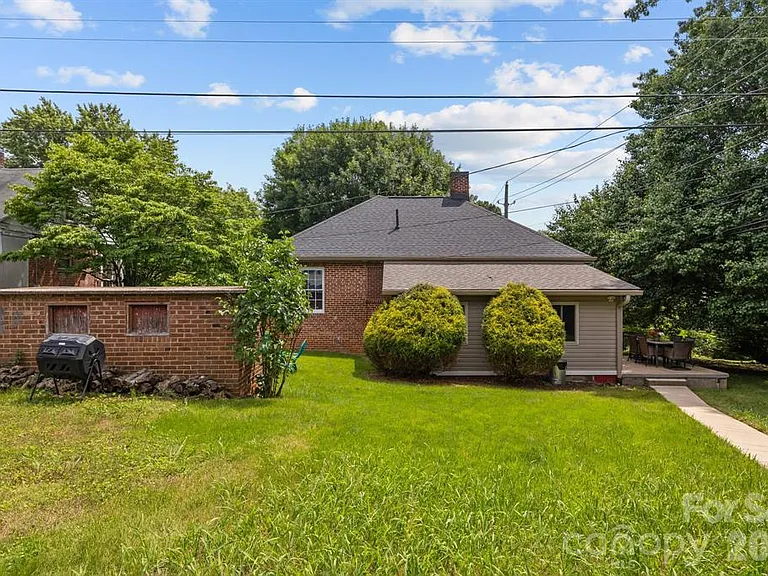 2 Enka Orchard St — Photo 7
