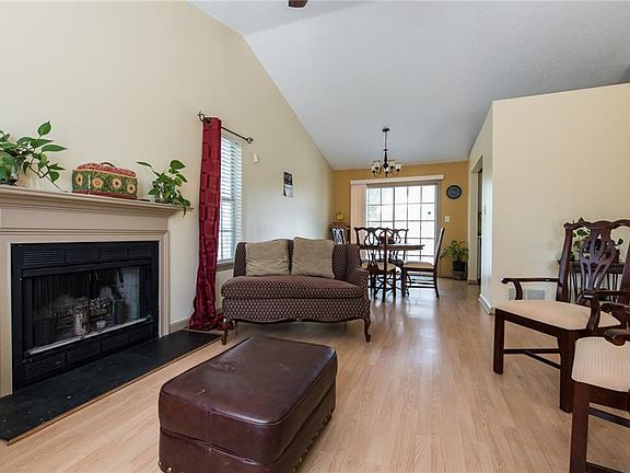3rd image of 4050 Buckley Woods Dr