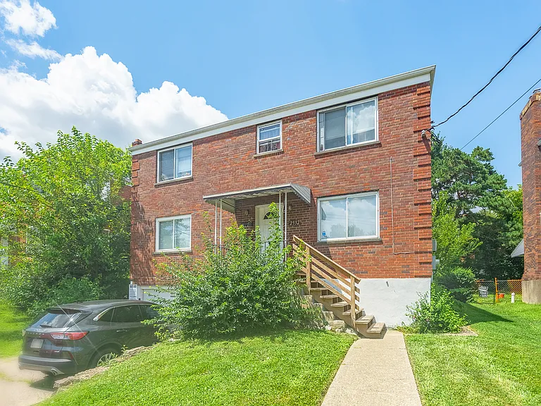 2532 Rack Ct #1 — Photo 2