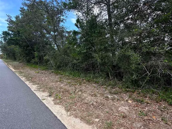 6 Reservation Rd, Gulf Breeze, FL 32563