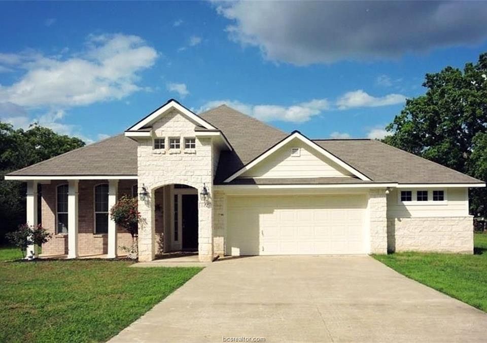 1st image of 127 Golf Club Dr