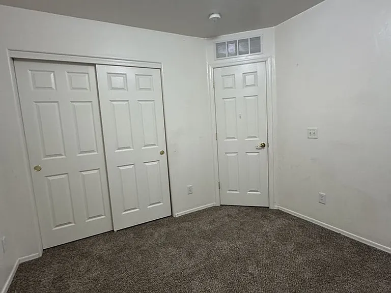 3188 Copper Pointe Dr — Photo 14