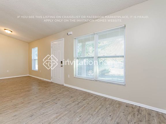 3rd image of 6357 Sleepy Hollow Dr