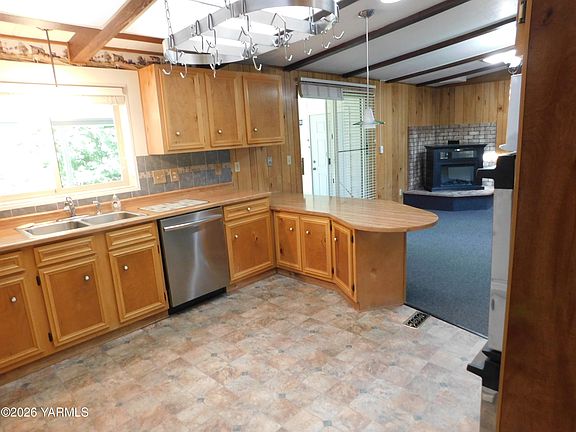 3rd image of 3701 Gun Club Rd Unit 27