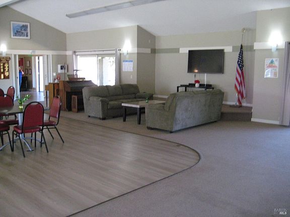 4th image of 117 Walnut Circle