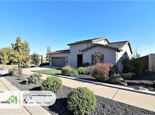 4707 Pleasant Hills Dr, Anderson, CA 96007