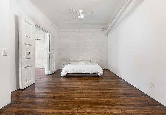 5th image of 430 Greenwich St APT 5W