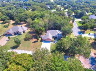 12600 Sweet Point, Guthrie, OK 73044