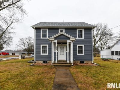 401 E State St, Manito, IL, 61546