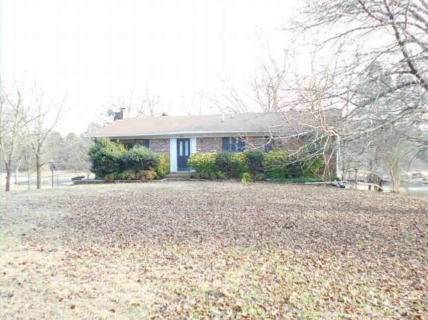 1st image of 404 Grandstaff Dr
