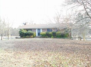 404 Grandstaff Dr, Hot Springs, AR 71913