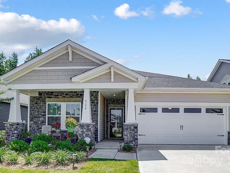 1st image of 9179 Myrna Dr #25
