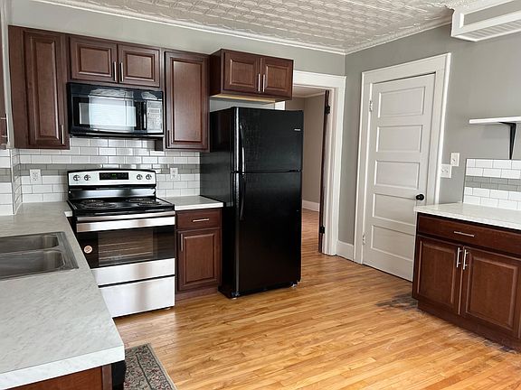 5th image of 1200 Court St #1