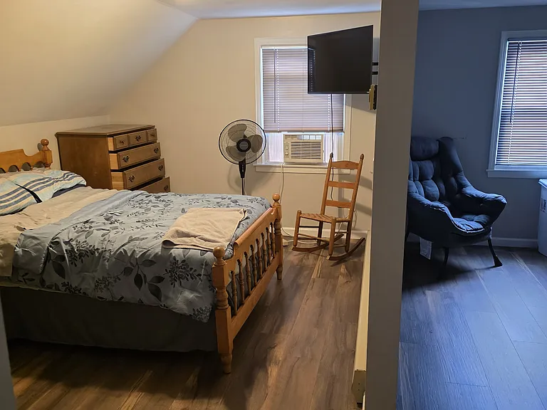 32 Mercedes Dr — Photo 13