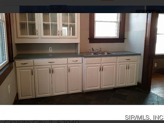 4th image of 2517 Hodges Ave