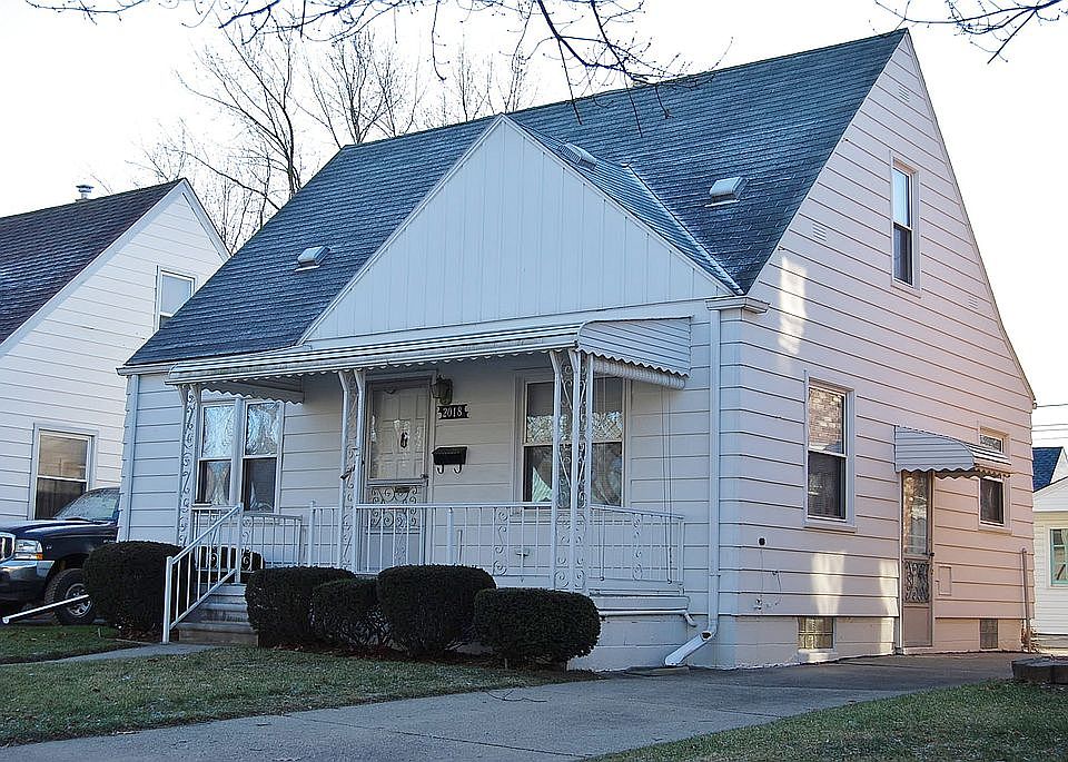 1st image of 2018 Harwood Ave