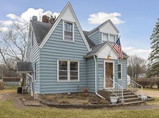 2078 County Road F E, White Bear Lake, MN 55110