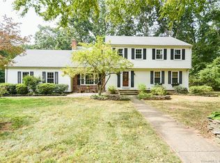 265 Sorghum Mill Dr, Cheshire, CT 06410