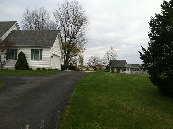 2nd image of 14520 Wilderness Trl