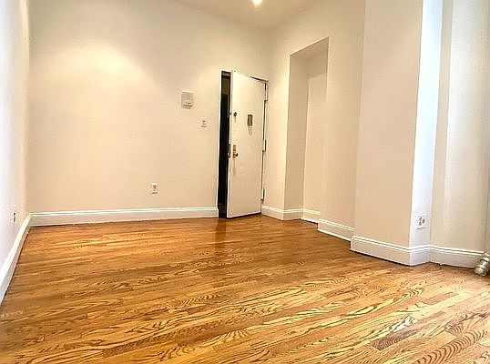 1st image of 222 Thompson St #1A