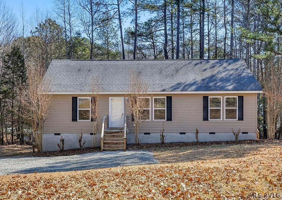 1st image of 1103 Breezewood Ln