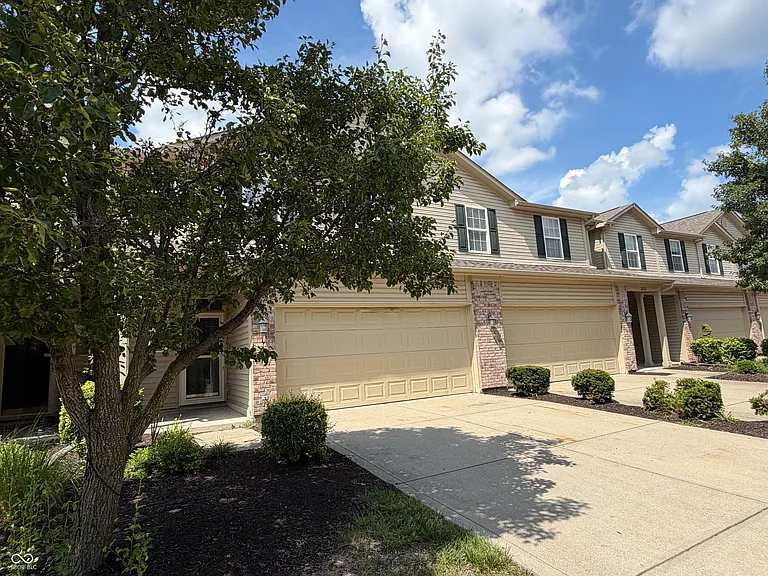2424 Boyer Ln — Photo 5