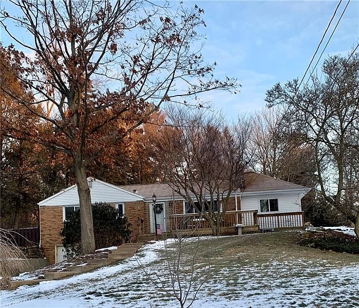 1st image of 218 Arborwood Dr