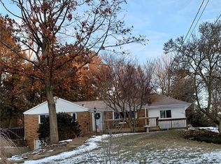 218 Arborwood Dr, Gibsonia, PA