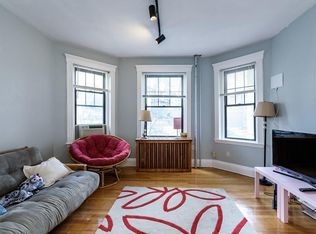 370 Chestnut Hill Ave APT 33, Brighton, MA 02135