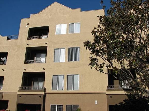 3rd image of 8889 Caminito Plaza Centro #7405