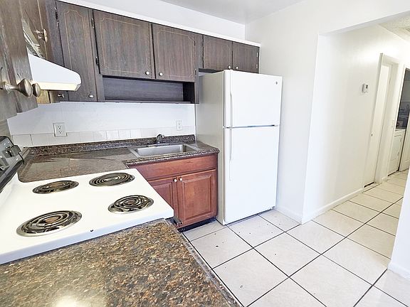 3rd image of 4800 Serafica Dr #4784