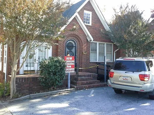3 bed, 1800 sqft, $2,950 — Photo 2