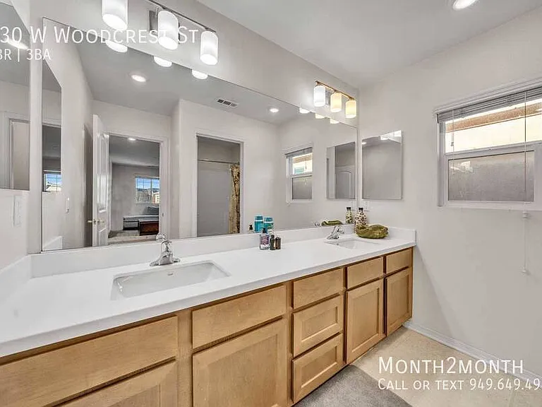 630 W Woodcrest St — Photo 31