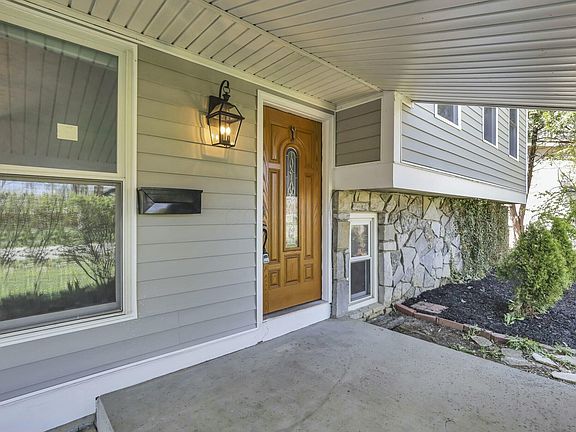4th image of 5005 New Haven Dr