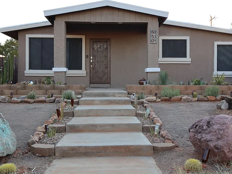 336 Colombo Ave — Photo 2