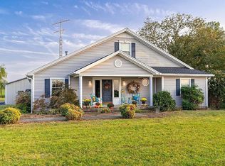 9575 Julien Rd, Hopkinsville, KY 42240