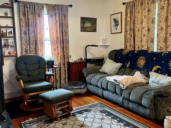 4th image of 2274 Elmway
