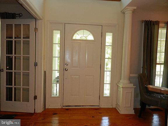 3rd image of 2412 Horseshoe Bend Dr