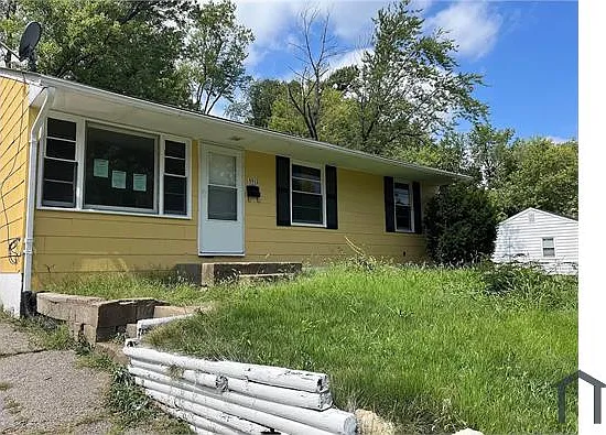 5513 Sapphire Ave — Photo 1