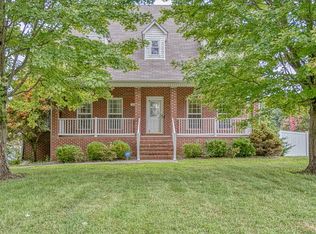 1068 Heathwood West Dr, Cookeville, TN 38506