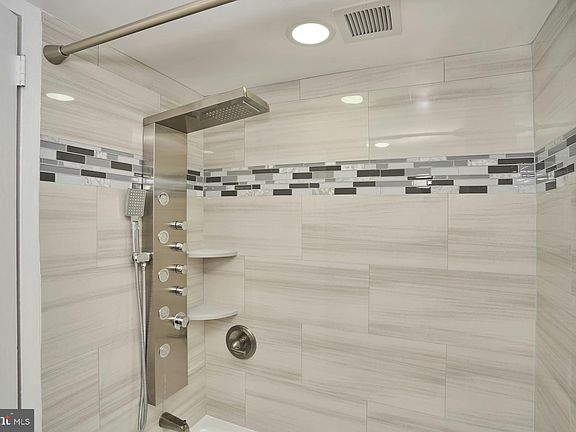 4th image of 5703 Indian Ct #13